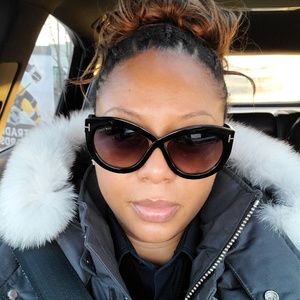 Meet your Posher, Nadia